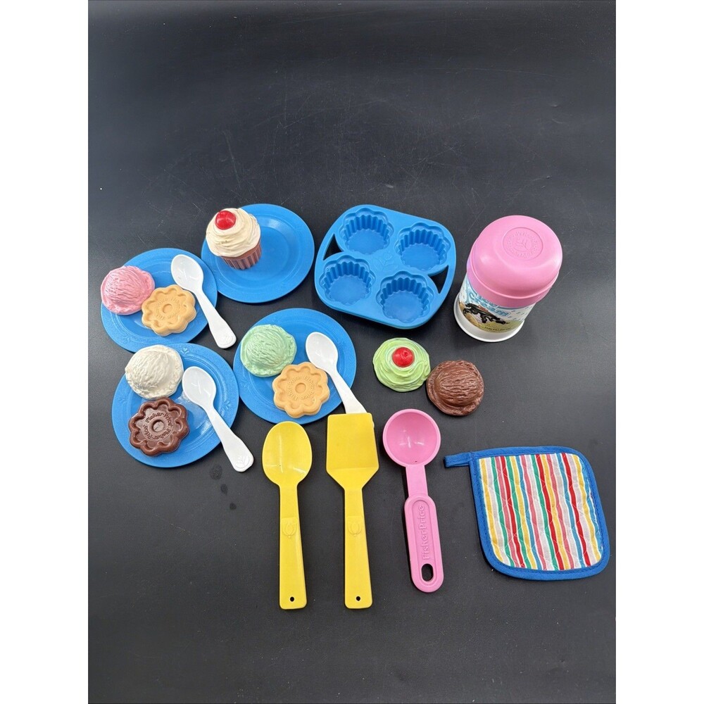 Vintage FISHER PRICE Fun with Food Party Time Dessert Set #2151 -1987